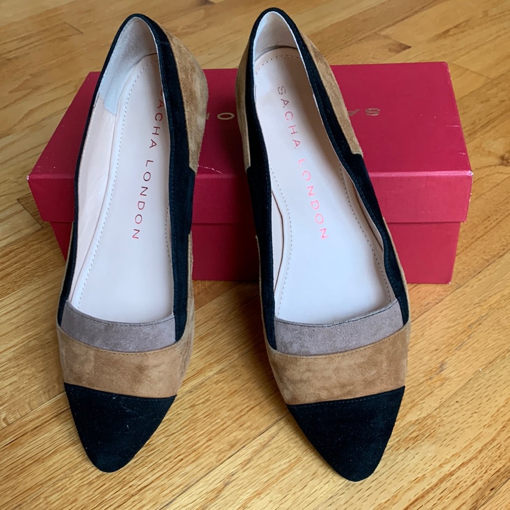 Women’s flats